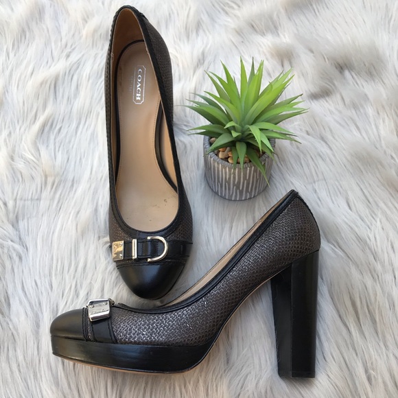 Coach Shoes - • ᐯIᑎTᗩGE Coach Chunky Heels •